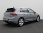 Volkswagen Golf 1.5 eHybrid Life Edition 204PK DSG Trekhaak, Memorystoel, Ergo Active Stoelen, 17" LM Velgen, Keyless, Side Assist, Stoel-Stuurverwarming, Navi via Apple Carplay/Android Auto