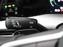 Volkswagen Golf 1.5 eHybrid Life Edition 204PK DSG Trekhaak, Memorystoel, Ergo Active Stoelen, 17" LM Velgen, Keyless, Side Assist, Stoel-Stuurverwarming, Navi via Apple Carplay/Android Auto