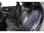 Volvo V40 T3 R-Design | Parkeercamera | Navigatie | Parkeersensoren voor + achter | Stoelverwarming | 17'' Lichtmetalen velgen | Dealer onderhouden | Trekhaak | All Season banden |