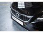 Volvo V40 T3 R-Design | Trekhaak | Parkeercamera | Navigatie | Parkeersensoren voor + achter | Stoelverwarming | 17'' Lichtmetalen velgen | Dealer onderhouden | All Season banden |