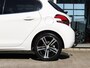 Peugeot 208 1.2 PT 110 GT Automaat | Panoramadak/Navi/Trekhaak/Stoelverwarming