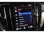 Volvo V60 2.0 T4 R-Design H&K | PANO | BLIS | TREKHAAK