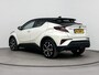 Toyota C-HR / C-HR+ 1.8 Hybrid Bi-Tone Plus | Leder | Origineel NL | Navigatie | Dodehoek detectie | JBL | Stoel-/stuurverwarming | Full LED | Parkeersensoren voor/achter | Keyless | Adaptive Cruise | Clima | 18 inch