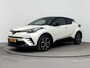Toyota C-HR / C-HR+ 1.8 Hybrid Bi-Tone Plus | Leder | Origineel NL | Navigatie | Dodehoek detectie | JBL | Stoel-/stuurverwarming | Full LED | Parkeersensoren voor/achter | Keyless | Adaptive Cruise | Clima | 18 inch