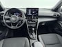 Toyota Yaris Cross 1.5 Hybrid Dynamic | Apple Carplay / Android Auto | Stoel-/stuurverwarming | Verwarmbare voorruit | Adaptive Cruise | Full LED | Keyless | Clima | Camera | 17 inch