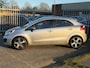 Kia Rio 1.4 CVVT Comfort Pack 109PK 5 DEURS! AIRCO l 17'LMV l MTF-STUUR l ELEK PAKKET! DEALER OH l TOPSTAAT! NIEUWE APK!