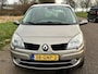 Renault Scenic 1.6-16V Tech Line Automaat ECC El. pakket Audio/CD PDC Navi Bi-Xenon Cruise LMV 16" Dealeronderhoud APK 16/02/2027