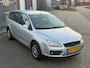 Ford Focus Wagon 1.6-16V Trend! NIEUWE APK l AIRCO ECC l MTF-STUUR l ELEK PAKKET l LMV! LEUKE FRISSE AUTO!