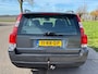 Volvo V70 2.4 Momentum Automaat ECC Leder Electric pakket LMV 16" Cruisecontrol Audio/CD Trekhaak Dealeronderhoud Apk 13/03/2027