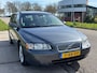 Volvo V70 2.4 Momentum Automaat ECC Leder Electric pakket LMV 16" Cruisecontrol Audio/CD Trekhaak Dealeronderhoud Apk 13/03/2027