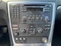 Volvo V70 2.4 Momentum Automaat ECC Leder Electric pakket LMV 16" Cruisecontrol Audio/CD Trekhaak Dealeronderhoud Apk 13/03/2027
