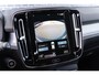 Volvo XC40 Plug-in Hybrid T4 Inscription Expression | Plug-in Hybrid (PHEV) | Trekhaak | Achteruitrijcamera | Harman Kardon Audio | Keyless Entry | Elektrische Achterklep