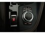 BMW X1 SDrive20i VDL Nedcar Edition (PANORAMADAK, TREKHAAK, SFEERVERLICHTING, CAMERA, STOELVERWARMING, DEALER ONDERHOUDEN)