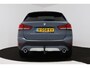 BMW X1 SDrive20i VDL Nedcar Edition (PANORAMADAK, TREKHAAK, SFEERVERLICHTING, CAMERA, STOELVERWARMING, DEALER ONDERHOUDEN)
