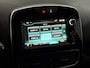 Renault Clio Estate 0.9 TCe Zen Airco, Navi, Keyless start, Bluetooth Bij de verkoop van gebruikte voertuigen door CD-Cars wordt geen standaard garantie verstrekt. De koper aanvaardt het voertuig in de staat waarin het zich bevindt op het moment van aankoop