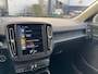 Volvo XC40 1.5 T2 Momentum Core - camera - navi - elec. achterklep