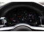 Porsche Macan 2.0 / 69.727 km! / 1e Eign. / Trekhaak / Panoramadak / Camera / Luchtvering / Leder / 20'' / Dodehoek / DAB / Stoelverwarming / Cruise Control