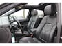 Porsche Macan 2.0 / 1e Eign. / Trekhaak / Panoramadak / Camera / Luchtvering / Leder / 20'' / Dodehoek / DAB / Stoelverwarming / Cruise Control