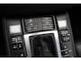 Porsche Macan 2.0 / 1e Eign. / Trekhaak / Panoramadak / Camera / Luchtvering / Leder / 20'' / Dodehoek / DAB / Stoelverwarming / Cruise Control