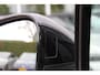 Porsche Macan 2.0 / 69.727 km! / 1e Eign. / Trekhaak / Panoramadak / Camera / Luchtvering / Leder / 20'' / Dodehoek / DAB / Stoelverwarming / Cruise Control