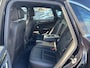 Porsche Macan 2.0 / 1e Eign. / Trekhaak / Panoramadak / Camera / Luchtvering / Leder / 20'' / Dodehoek / DAB / Stoelverwarming / Cruise Control