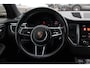 Porsche Macan 2.0 / 1e Eign. / Trekhaak / Panoramadak / Camera / Luchtvering / Leder / 20'' / Dodehoek / DAB / Stoelverwarming / Cruise Control