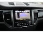 Porsche Macan 2.0 / 69.727 km! / 1e Eign. / Trekhaak / Panoramadak / Camera / Luchtvering / Leder / 20'' / Dodehoek / DAB / Stoelverwarming / Cruise Control
