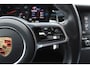 Porsche Macan 2.0 / 1e Eign. / Trekhaak / Panoramadak / Camera / Luchtvering / Leder / 20'' / Dodehoek / DAB / Stoelverwarming / Cruise Control