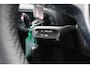 Porsche Macan 2.0 / 69.727 km! / 1e Eign. / Trekhaak / Panoramadak / Camera / Luchtvering / Leder / 20'' / Dodehoek / DAB / Stoelverwarming / Cruise Control
