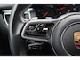 Porsche Macan 2.0 / 1e Eign. / Trekhaak / Panoramadak / Camera / Luchtvering / Leder / 20'' / Dodehoek / DAB / Stoelverwarming / Cruise Control