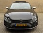 Volkswagen Arteon Shooting Brake 1.4 TSI 218pk eHybrid Elegance | Panoramadak | Trekhaak wegklapbaar | Virtual cockpit | Matrix LED | IQ Light | Navigatie | Camera | Apple CarPlay / Android Auto | Stoelverwarming voor&achter | Adaptieve cruise | Lane assist | Half leder/alcantara bekleding | Volledig dealeronderhouden
