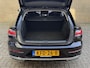 Volkswagen Arteon Shooting Brake 1.4 TSI 218pk eHybrid Elegance | Panoramadak | Trekhaak wegklapbaar | Virtual cockpit | Matrix LED | IQ Light | Navigatie | Camera | Apple CarPlay / Android Auto | Stoelverwarming voor&achter | Adaptieve cruise | Lane assist | Half leder/alcantara bekleding | Volledig dealeronderhouden