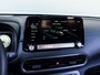 Hyundai Kona Electric EV Fashion 64 kWh 3-Fase | SOH 100% | Nieuw model | Carplay | Virtual cockpit | Adaptive cruise