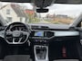 Audi Q3 35 TFSI S Line, Panorama, Virtual Cockpit, Trekhaak, LED, Carplay, Camera, Sportstoelen