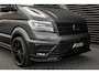 Volkswagen Crafter 2.0 TDI L3H3 Highline LED / XENON / APPLE CARPLAY / NAVIGATIE / DSG / FULL BLACK / 140PK / AUTOMAAT / 3-ZITS