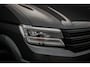 Volkswagen Crafter 2.0 TDI L3H3 Highline LED / XENON / APPLE CARPLAY / NAVIGATIE / DSG / FULL BLACK / 140PK / AUTOMAAT / 3-ZITS
