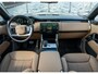 Land Rover Range Rover P550e Autobiography | Santorini Black | Caraway (cognac) leder | 23" inch | Tow Pack | Koelkast |