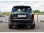 Land Rover Range Rover P550e Autobiography | Santorini Black | Caraway (cognac) leder | 23" inch | Tow Pack | Koelkast |