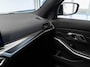 BMW 3-Serie 330e xDrive M Pano CarPlay 18' ACC Leder Camera