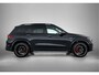 Mercedes-Benz GLE AMG 53 Hybrid 4MATIC+ Night Edition Premium Plus | Winterpakket | Remklauwen in rood | Sierelementen AMG carbon | Trekhaak | Verlichte treeplanken | MAGIC VISION CONTROL | 22 inch kruisspaaks AMG-velgen |