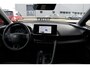 Toyota C-HR / C-HR+ 2.0 Plug-in Hybrid 220 Dynamic | stuur- en stoelverwarming| fabrieks navi | Apple carplay/Android Auto