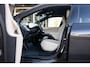 BMW iX xDrive50 Executive 112 kWh | 4-Wielbest. | Luchtvering | Trekhaak | Warmte comfort pakket | 22' Inch |