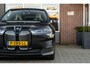 BMW iX xDrive50 Executive 112 kWh | 4-Wielbest. | Luchtvering | Trekhaak | Warmte comfort pakket | 22' Inch |