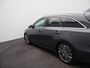 Kia Ceed Sportswagon 1.5 T-GDi GT-PlusLine Automaat | LM Velgen 18" | Trekhaak | Stoelverwarming | Open Dak | Camera | Navi | Clima