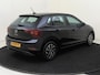 Volkswagen Polo 1.0 TSI Life Business | Navigatie | Stoelverwarming | Climate control | Adaptieve cruise control | Parkeersensoren | Elektrisch inklapbare buitenspiegels | CarPlay |