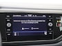 Volkswagen Polo 1.0 TSI Life Business | Navigatie | Stoelverwarming | Climate control | Adaptieve cruise control | Parkeersensoren | Elektrisch inklapbare buitenspiegels | CarPlay |