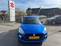 Suzuki Swift 1.2 Select // Honingraat grill // Stootlijst met rode bies // Fris kleurtje // Rijklaarprijs!