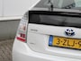 Toyota Prius 1.8 Aspiration Automaat | Cruise | Camera | Head-up | Lm-Velgen