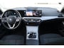 BMW 3-Serie Touring 320e LCI PHEV | Widescreen | Elek. Trekhaak | Stoelverwarming | Navigatie | Carplay