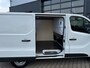 Renault Trafic 2.0 D 130pk L1H1 - Navi/Carplay/Android - Camera - sensoren v/a/zijkant - betimmering - all season